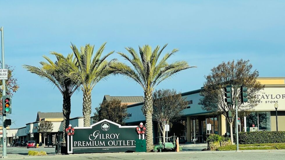 Gilroy Premium Outlets - Airfield Supply Co.